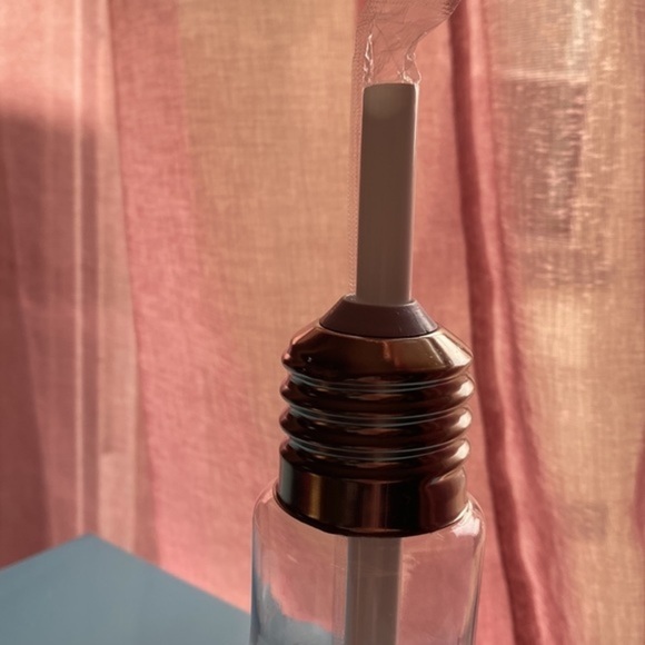 ⭐️✨ The Illuminating Sip: Lightbulb-shaped Drinking Bulb for 100% Fun! - Picture 4 of 5